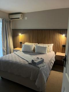 Bachelors Apartment In Lephalale - 2