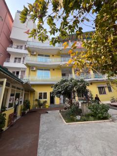 Vedic hatha vinyasa yoga ashram - 3