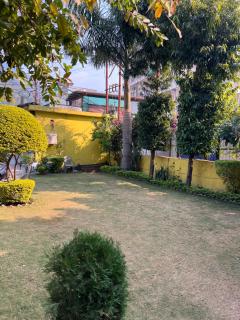 Vedic hatha vinyasa yoga ashram - 1