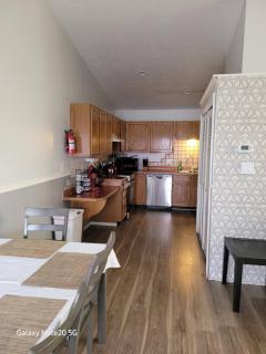 townhouse with jacuzzi and 1 car garage - 1