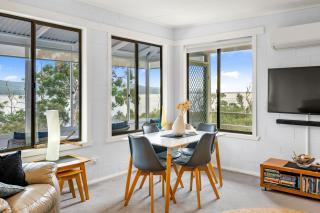 Tide & Timber - Adventure Bay - 1