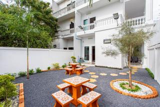 welcome everyone - 9