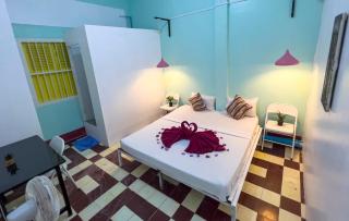 Social Backpacker Hostel & Rooftop Bar - 8