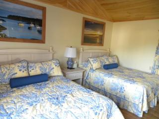 Colonial Gables Oceanfront Village - Belfast - 5