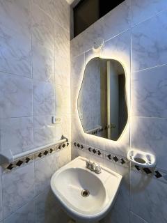 Céntrico y exclusivo Depto en 1re piso en Chiclayo - 5