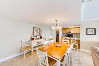 Beachfront Balcony Sleeps 10 Heated Pool King Bed -308 - 2