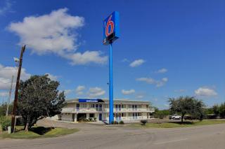 Motel 6-Kingsville, TX - Kingsville - 4