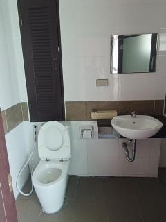 芭东一卧大床房独立淋浴阳台 - 5