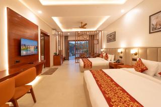 The Corbett Sapphire - 1