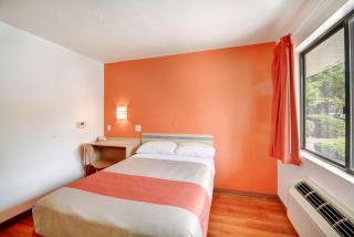 Motel 6-Southington, CT - Hartford - Southington - 3