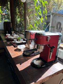 Vila Hashigute - Hostel Feminino e Chalés privativos com Piscina - 6