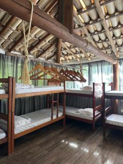 Vila Hashigute - Hostel Feminino e Chalés privativos com Piscina - 9