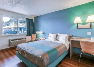 Motel 6-Coos Bay, OR - 9