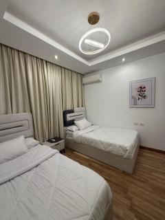 luxury apartment in elshiekh zayed luxuriest city - 1