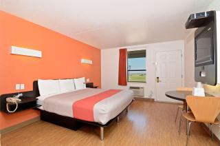 Motel 6-South Haven, KS - 8