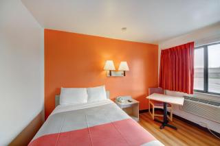 Motel 6-Wichita, KS - AIRPORT - Wichita - 4