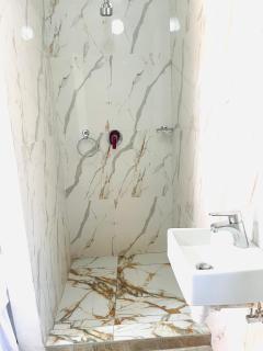 Guest room and apartment - Johannesburg - 9