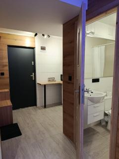 Pokoje w Łomiankach Warszawa - 1