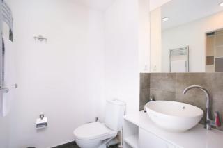 Lovely and Bright Studio! New Building - 1