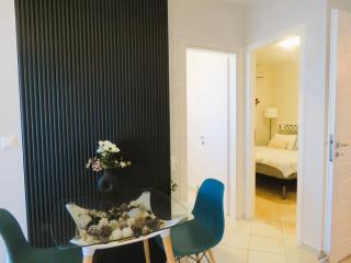 Cozy Apartment in Plaka with shared pool -BY APOKORONAS VILLAS - 4