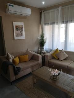 Spacious 2 Bedroom Apartment - 1