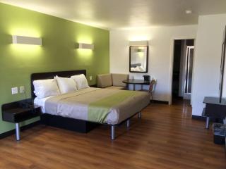 Motel 6-Longview, TX - North - 7
