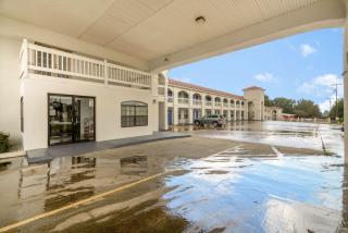 Motel 6-Canton, TX - Canton - 8