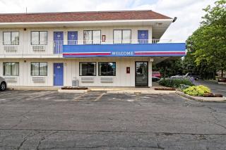 Motel 6-Amherst, OH - Cleveland West - Lorain - Amherst - 6