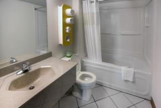 Motel 6-Lethbridge, AB - Lethbridge - 2