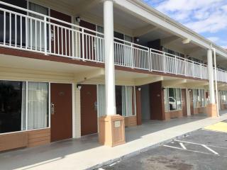 Motel 6-Brunswick, GA - 1