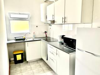 Tiny apartment near the airport - 3