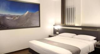 Neotel Hotel City Centre - 4