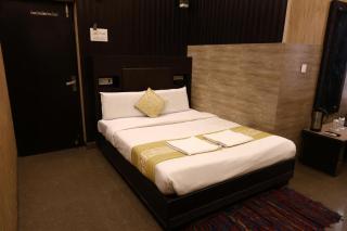 Hotel Pardesi's Premium Stay Haridwar - Free Parking & Restaurant and Lift Facilities - Fully #Air Conditioning- Best Budget Hotel - 7