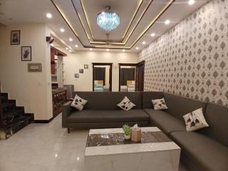 Haven Lodge - 3BR Upper Portion in Bahria Phase 8 - 5