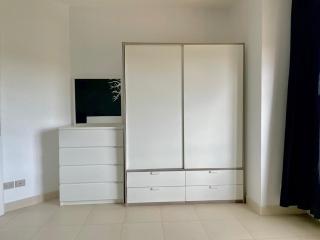 3BR Black&White ModernChalet Rooftop Lagoon View - 5