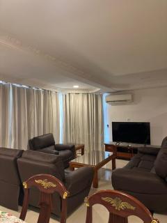 Marina Sea View 3-Bedroom Apartment - 1