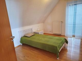 Helle Lichtdurchflutete Ferienwohnung - 3