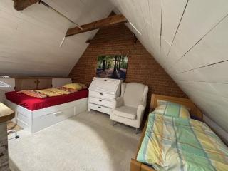 Alte Tischlerei mit Garten - 3