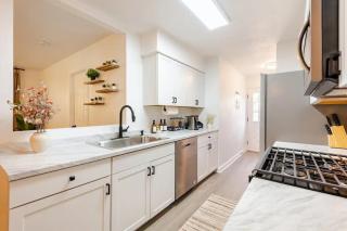 Modern 3BR Townhouse Near Brushy Creek Duplex - 2