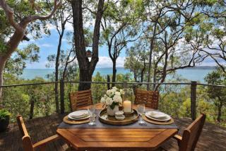 Private Luxury Island Retreat with Panoramic Bay Views - 8