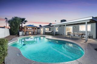 BluMoon-Private Pool & Fire Pit-Projection Theater - 0