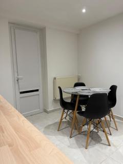 Spacious & peaceful individual accommodation - 9