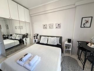 The Cozy Cine-Hub - 8