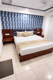 Hotel Shri Amritganga Residency- Free Parking & Restaurant and Lift Facilities - Fully #Air Conditioning- Best Hotel In Haridwar - 5