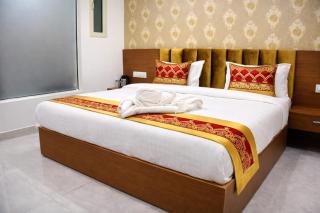 Hotel Shri Amritganga Residency- Free Parking & Restaurant and Lift Facilities - Fully #Air Conditioning- Best Hotel In Haridwar - 8