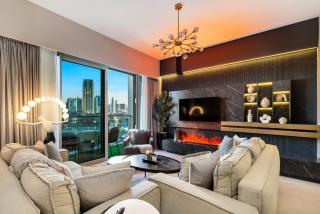 Gogoto Lux Burj Khalifa View 5 min Dubai Mall PS5 NYE Fireworks View - 2