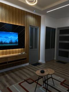 Central Stay with a View - 6