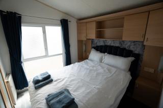 No16 Caravan, home from home - 6