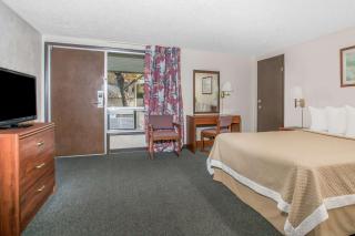 Baymont by Wyndham Rock Springs - Rock Springs - 7