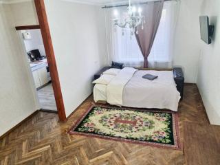 Бюджетная кв в парке - 3